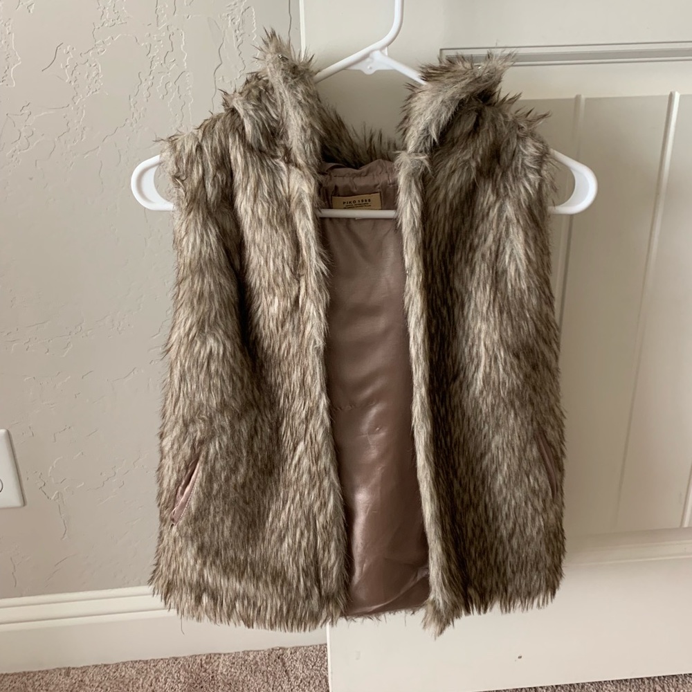 Piko Fur Vest